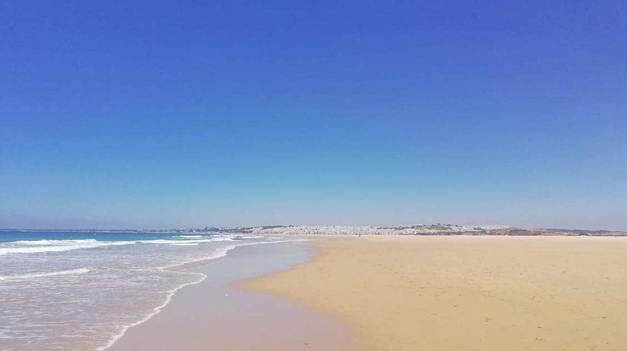 Vivir en la playa: ¿Cuáles son los municipios de Cádiz más caros y más baratos junto al mar?