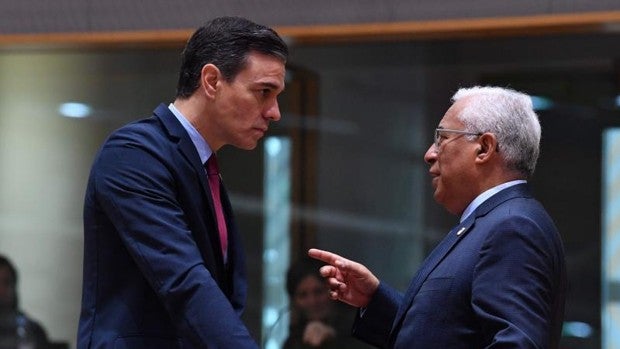 Bruselas da luz verde a la propuesta de España y Portugal para topar el precio del gas