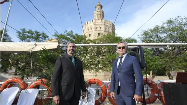 Cuarenta años de Cruceros Torre del Oro: del discreto paseo de Naruhito al boom turístico de Sevilla