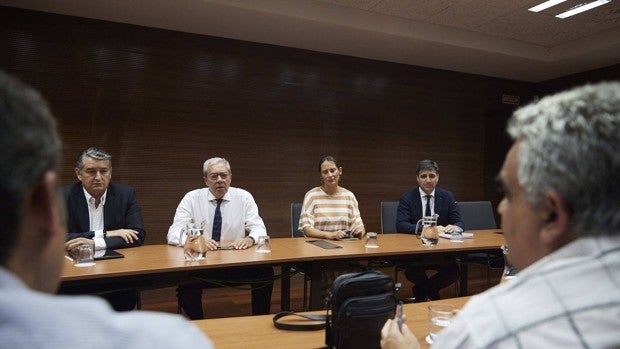 Gobierno, Junta y representantes de Abengoa se reúnen el lunes en el Ayuntamiento de Sevilla