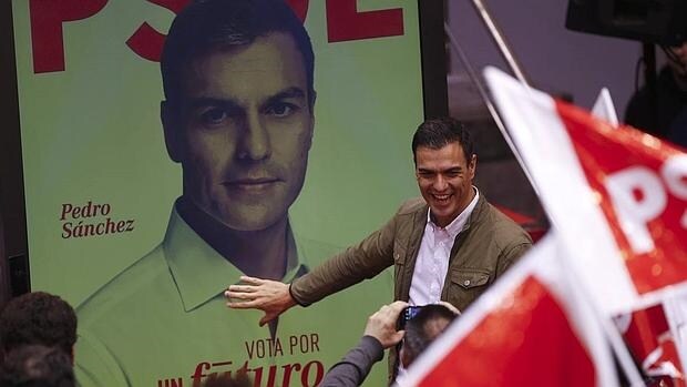 Pedro Sánchez afirma que se va a volcar en «convencer» a los indecisos y al electorado de Ciudadanos y Podemos