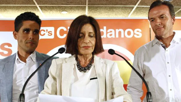 Cristina Losada, en la rueda de prensa posterior al recuento de votos