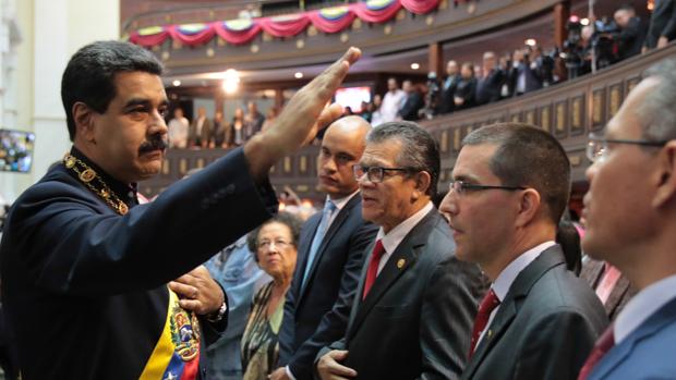 Maduro quiere dialogar con los países americanos que le aíslan