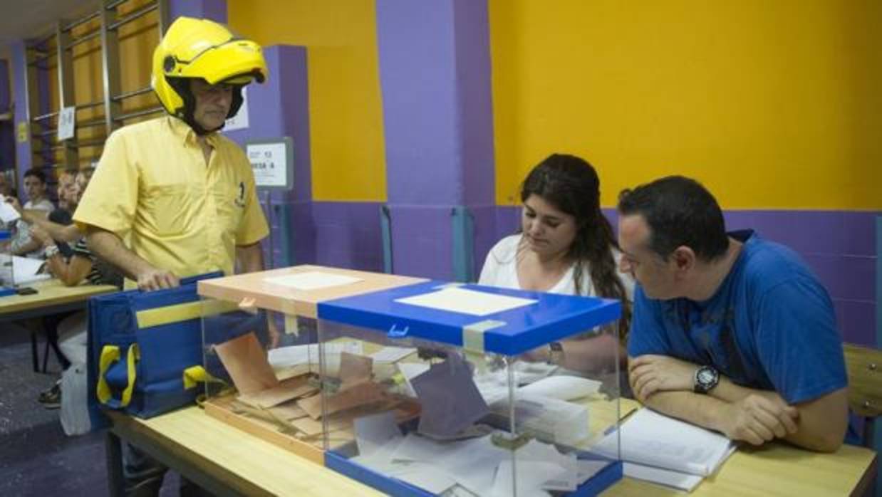 El plazo para el voto por correo en las elecciones catalanas del 21D expira en los próximos días