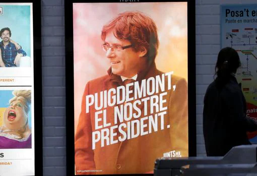 Entre fotos presidenciales, parecidos polémicos y heroínas: los carteles de la campaña del 21-D