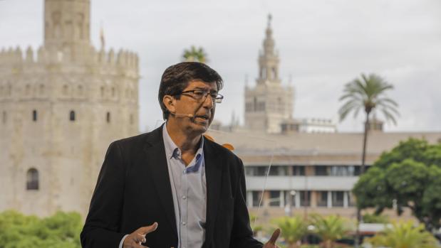 Sólo tres parlamentarios encabezan las listas de Ciudadanos para las elecciones en Andalucía