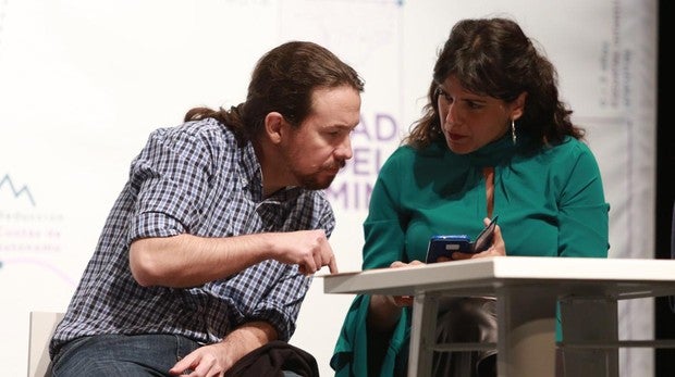 Podemos le declara la guerra al «susanismo» en Andalucía, que no al socialismo