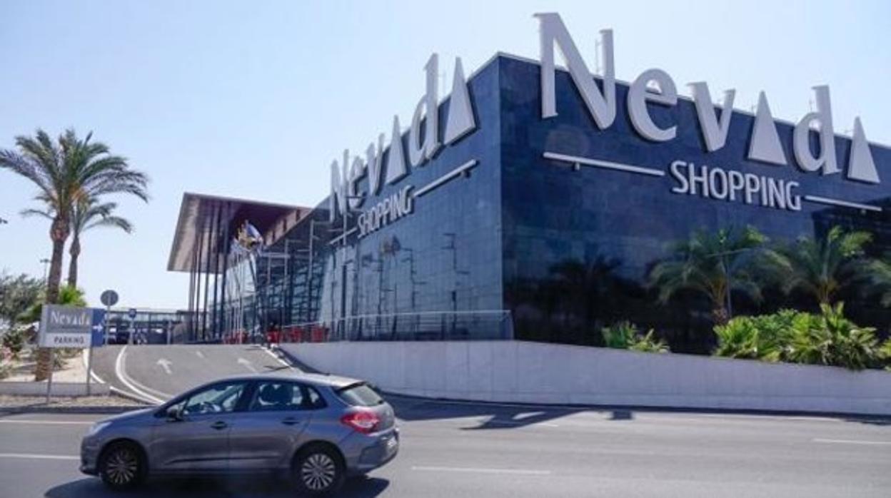 El Centro Comercial Nevada Shopping de Granada.