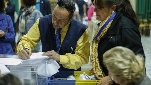 Ampliado hasta este jueves el plazo para votar por correo en las elecciones andaluzas 2018