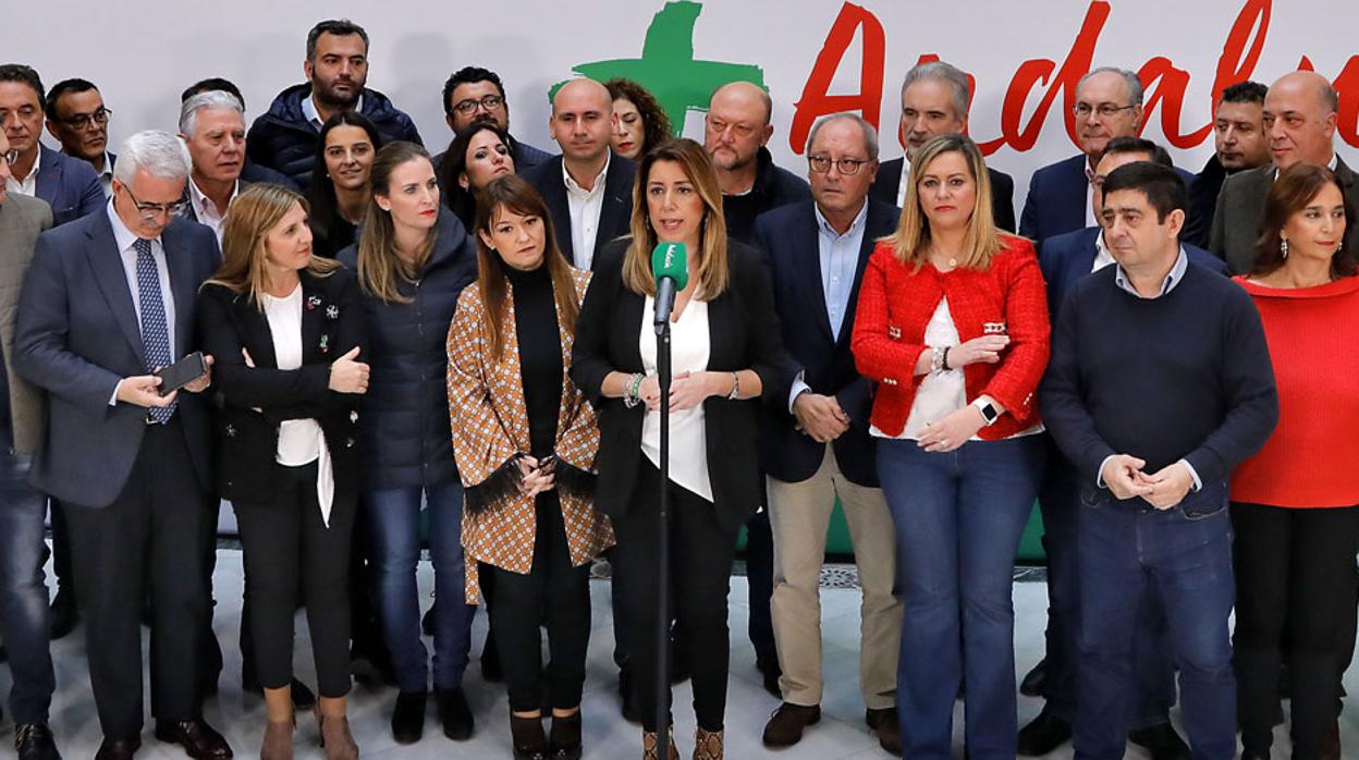 Susana Díaz compareciendo tras las elecciones andaluzas