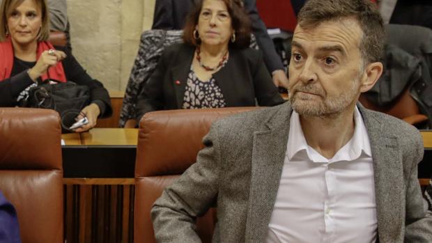 Adelante Andalucía cree «un escándalo» quedarse  fuera de la Mesa del Parlamento de Andalucía y que sí esté Vox