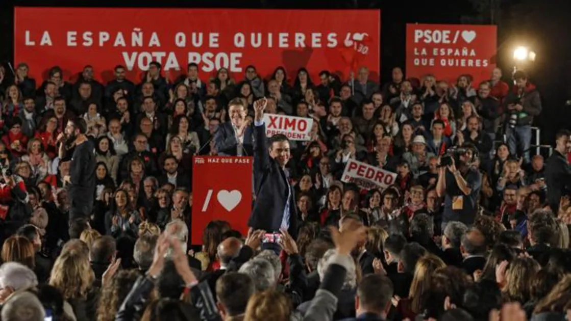 Pedro Sánchez en el mitin de cierre de campaña ayer en Valencia