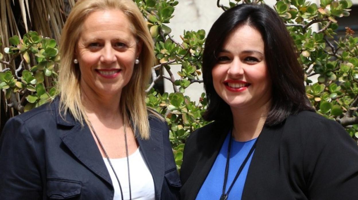 Lola Romero, candidata a la Alcaldía de Bormujos, y Virginia Pérez, presidenta provincial del PP