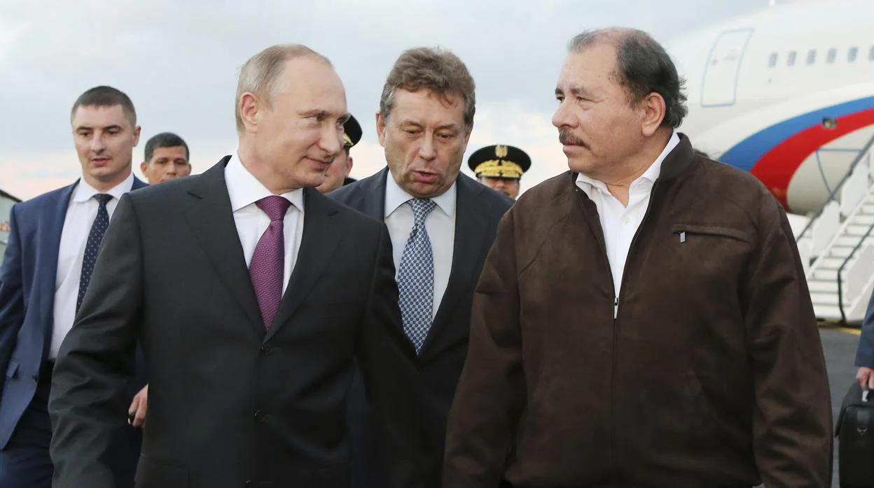 El presidente ruso, Vladímir Putin, junto a su homólogo nicaragüense, Daniel Ortega, en una visita oficial del primero en 2014