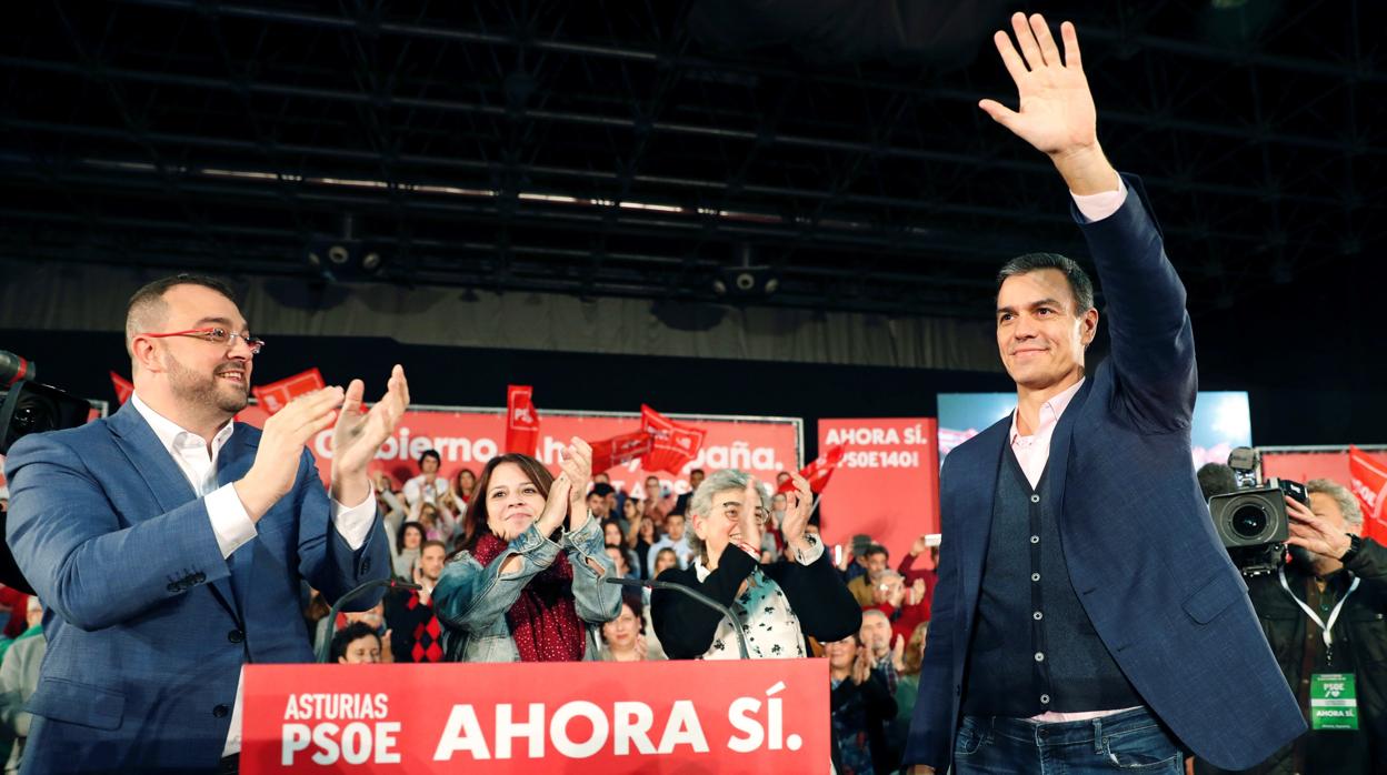 Sánchez convierte al «fascismo» de Vox en su gran baza para atraer a indecisos de izquierda y derecha