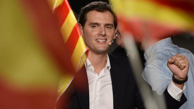 Albert Rivera convoca un congreso pero no dimite tras el hundimiento electoral de Ciudadanos