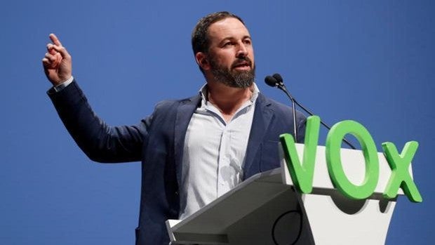 Abascal promete «liberar a los vascos del yugo nacionalista» que representan PNV y Bildu