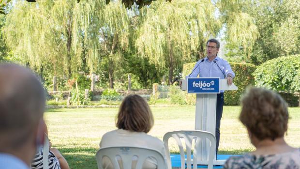 Feijóo, contra el discurso del miedo: «Que nadie le diga a un mayor que ir a votar es un riesgo»