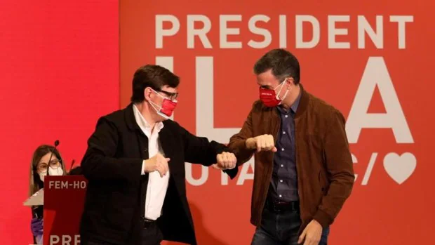 La caza del voto de Cs y la sombra de un nuevo tripartito centran el ecuador de la campaña catalana