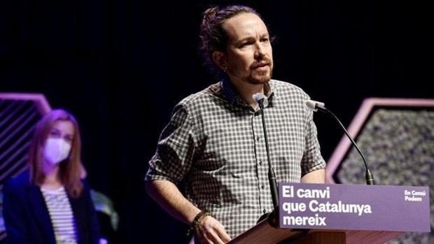 Iglesias insiste en cuestionar la «calidad democrática» de España para arañar votos en el tramo final de la campaña en Cataluiña