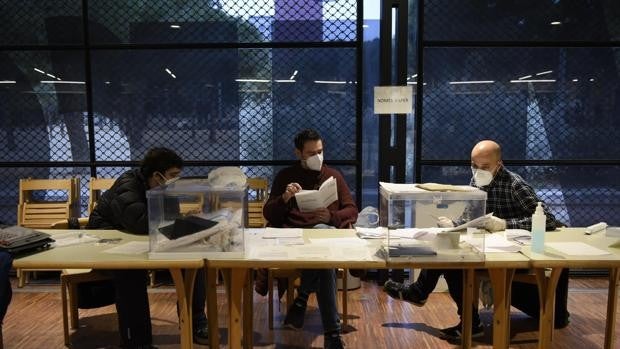 La apertura de colegios en Cataluña, al nivel de 2017: «Las elecciones se celebrarán con normalidad»