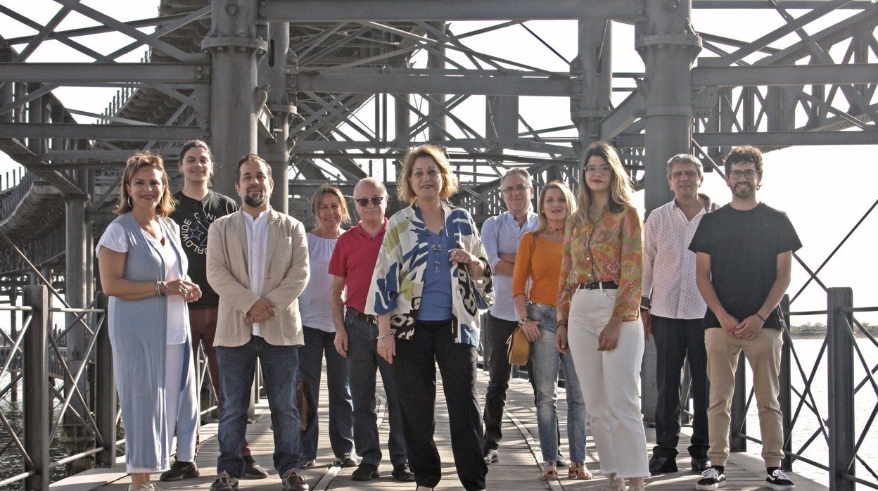 Presentación de la lista provincial de Huelva de Adelante Andalucía en el Muelle del Tinto