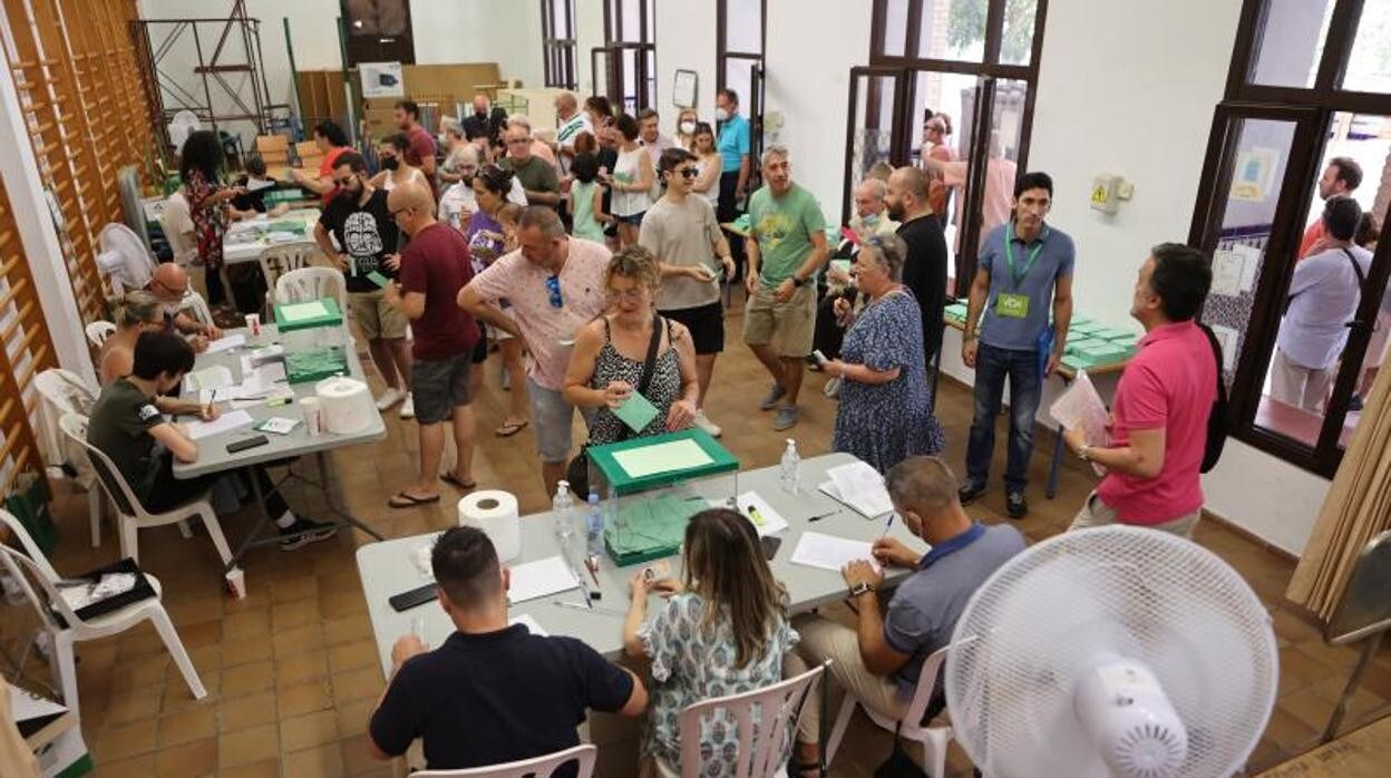Votación en Córdoba capital este domingo 19 de junio