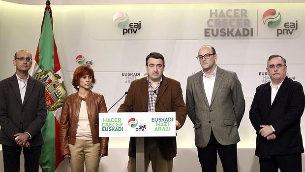 El PNV ganaría el 20-D en el País Vasco con seis escaños, seguido de Bildu y Podemos con cuatro