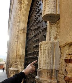 Cortan y roban parte de una columna renacentista del convento de San Clemente