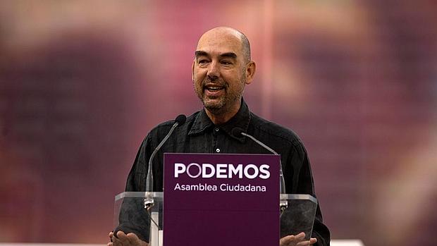 Santiago Alba, durante un acto de Podemos