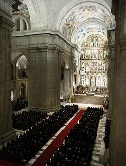 Imagen del templo durante el funeral