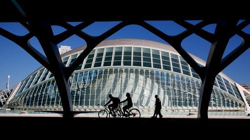 Imagen de un grupo de turistas en Valencia