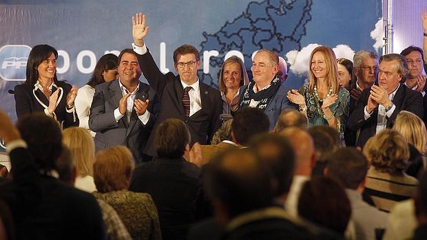 El líder del PPdeG, Alberto Núñez Feijóo, presidió la presentación de las listas coruñesas