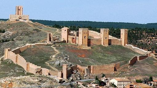 Vista general del castillo de Molina de Aragón