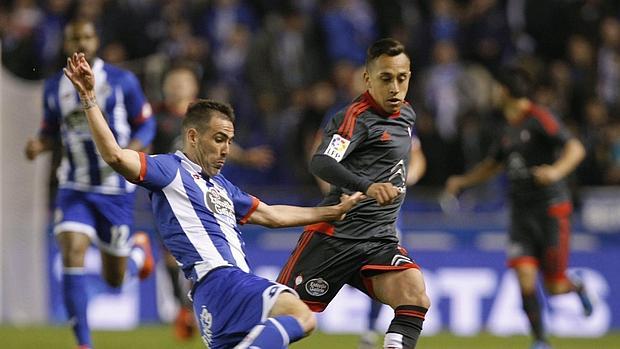 Un momento del Derbi en Riazor