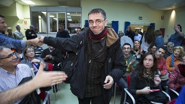 Juan Carlos Monedero en la presentación de los candidatos de Podemos para el congreso y el senado por Valladolid