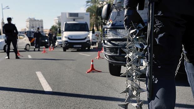 Imagen de un control de la Policía Nacional en Valencia