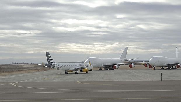 Aviones estacionados en Caudé