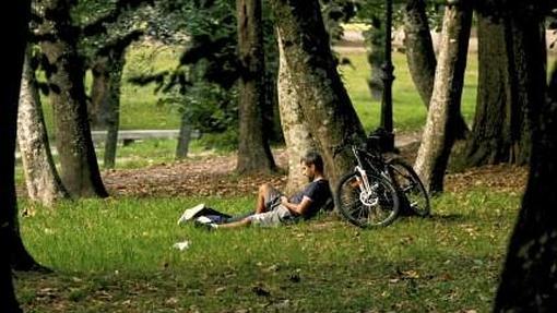 El parque vigués es también una pista recurrente para los ciclistas