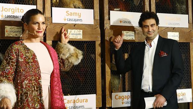 Samantha Vallejo-Nágera y Pepe Rodríguez fueron los encargados de conducir la gala benéfica de Cascajares