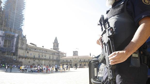 Dispositivo policial frente a la Catedral de Santiago