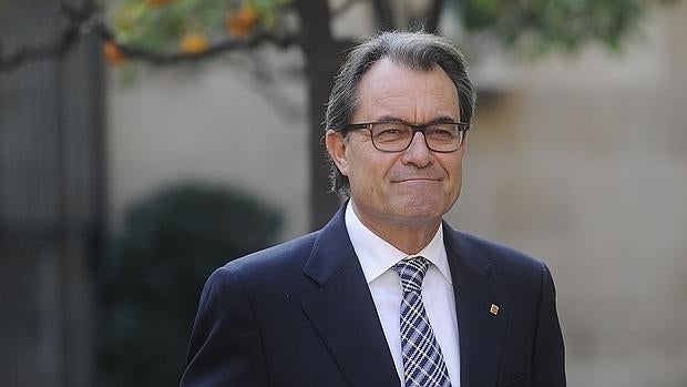 Artur Mas: «No se puede igualar un pacto a una humillación o una bajada de pantalones»