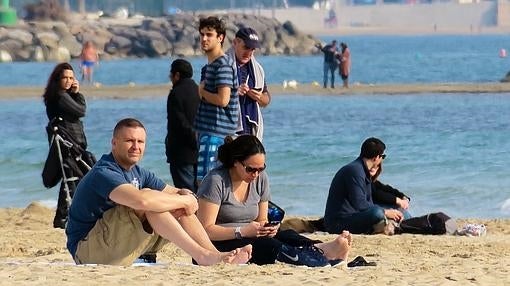 El buen tiempo invitaba a disfrutar de la playa