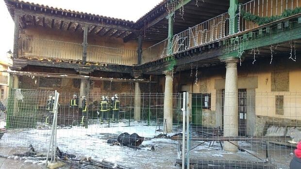 Estado en el que quedó el ayuntamiento de Villa del Prado, tras el incendio