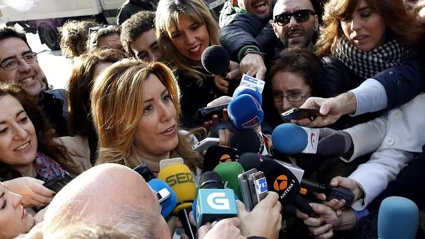 Susana Díaz rechaza la idea de Sánchez de retrasar el congreso del PSOE