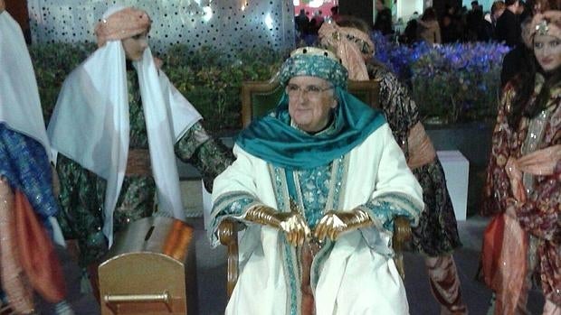 Vicente Ferrero Molina, en la plaza de los Reyes Magos de Ibi como Heraldo