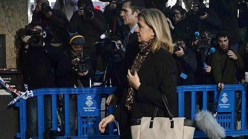 Empieza el juicio oral con la Infanta en el banquillo