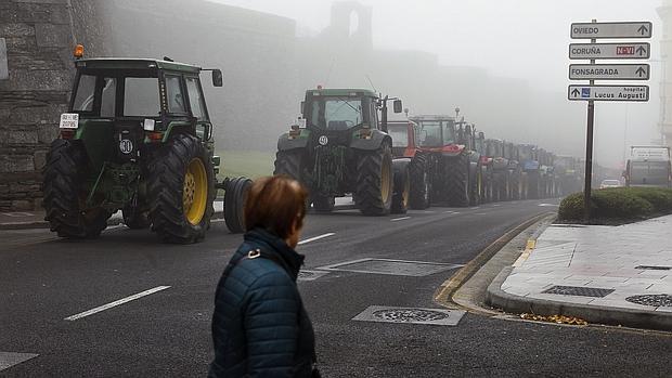 Ya se ha cumplido un mes desde que se iniciase la tractorada de Lugo