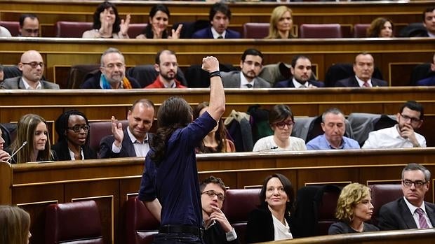 Podemos registra un único grupo con sus alianzas y provoca la ruptura con Compromís