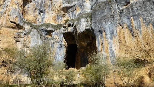 La Cueva Grande, en el Cañon del Río Lobos